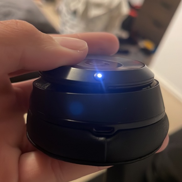 Beats solo 3 - Picture 3 of 5